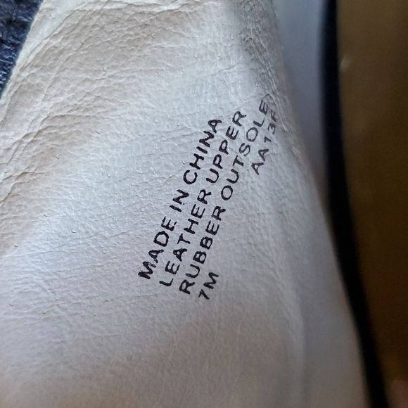 Michael Kors velcro  suede heels - Picture 10 of 10